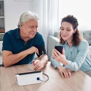 Omron misuratore pressione e ECG complete.