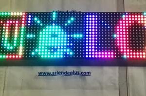 Display a LED RGB per esterno 16×96 cm.